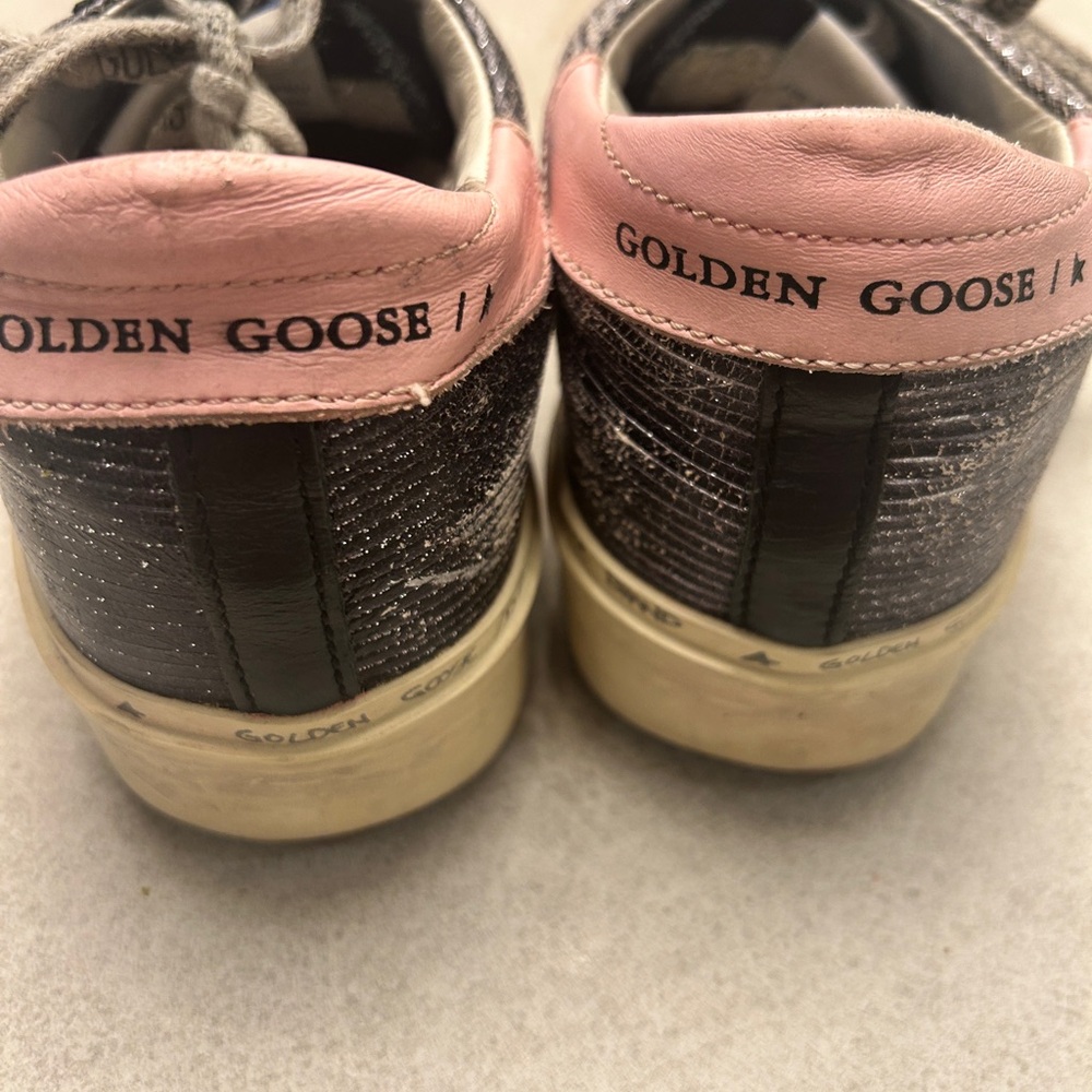 Women's Golden Goose superstar suede an glitter low top Sneakers - Picture 6 of 7